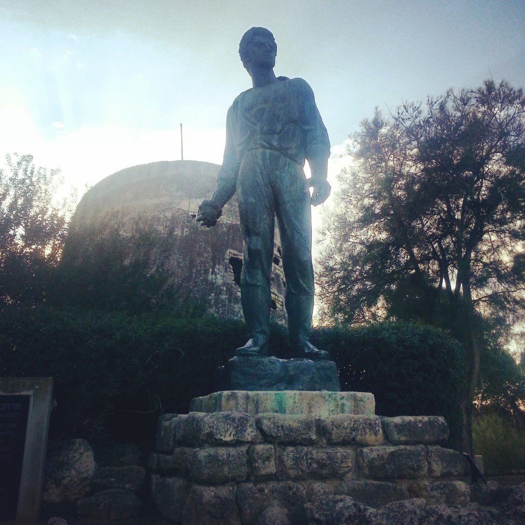 Statue of Mordechai Anielewicz at Yad Mordechai Kibbutz